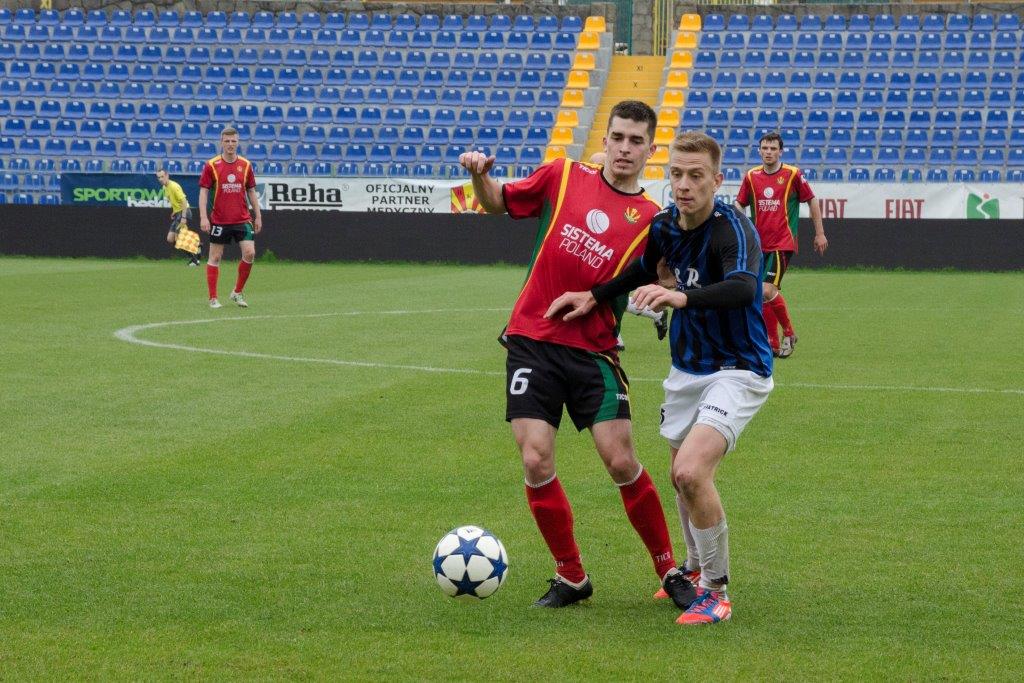 Zdjęcia z meczu BKS Stal - Przyszłość Rogów